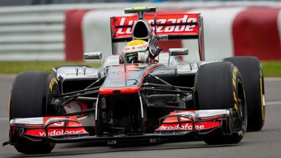 Checo Pérez finaliza octavo en P1 de Canadá