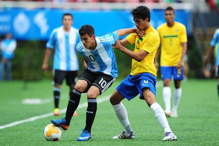 Argentina y Brasil empatan 1-1 en el futbol varonil. FOTO: MEXSPORT