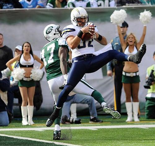 Eric Weddle tiene la obligación de bloquear en lo profundo | AP