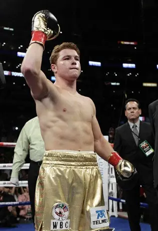 Canelo cierra su preparación en Guadalajara
