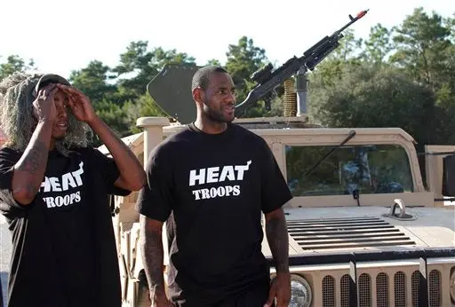 LeBron afirma no tener problemas para adaptarse en Miami