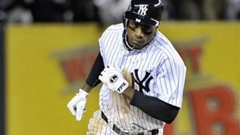 Yanquis vencen a Orioles y avanzan
