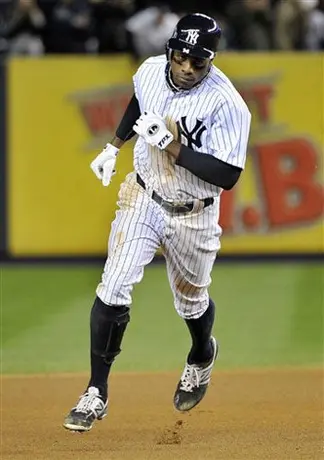 Yanquis vencen a Orioles y avanzan