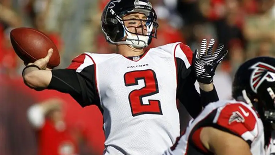 Halcones vencen a Bucaneros en remontada