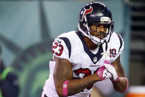 Houston se mantiene invicto ante Jets