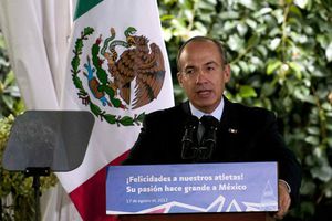 Felipe Calderón felicitó a atletas olímpicos