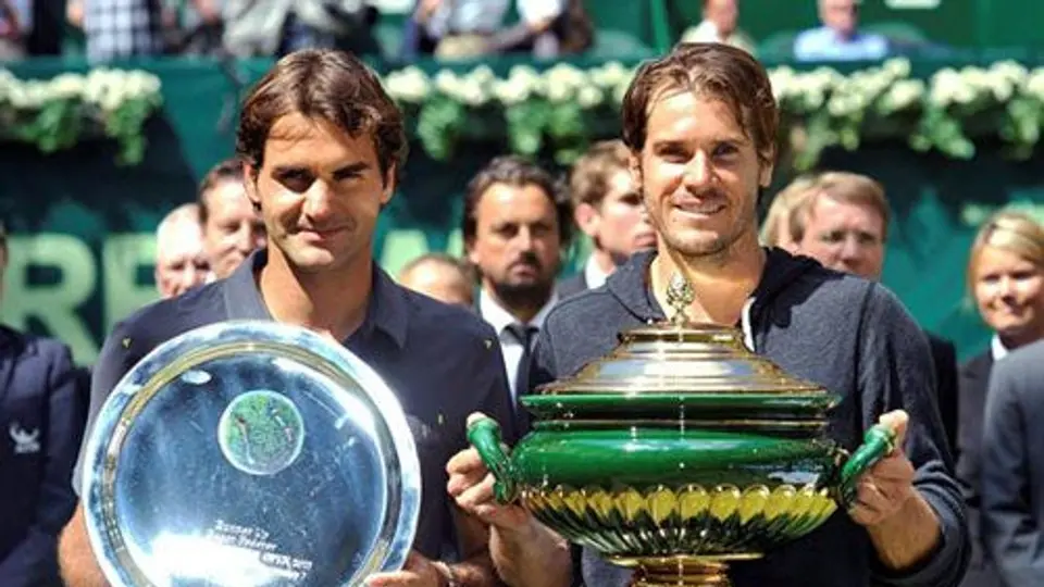 Haas sorprende a Federer en la Final de Halle
