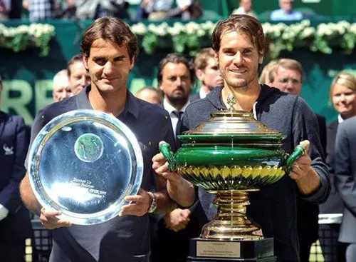 Haas sorprende a Federer en la Final de Halle