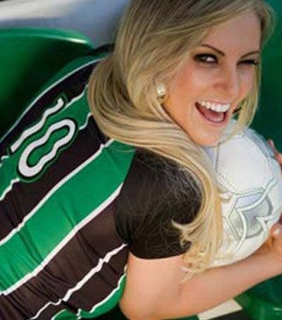 Franciele Perao, aficionada del Figueirense, lleva la delantera en una encuesta para ser la musa del Brasileirao | INTERNET