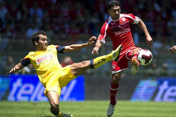 Sinha mostró gran calidad en la media cancha al generas jugadas de peligro | MEXSPORT