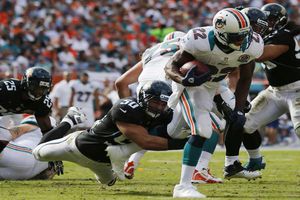 Delfines derrotó sin problemas a los Jaguares