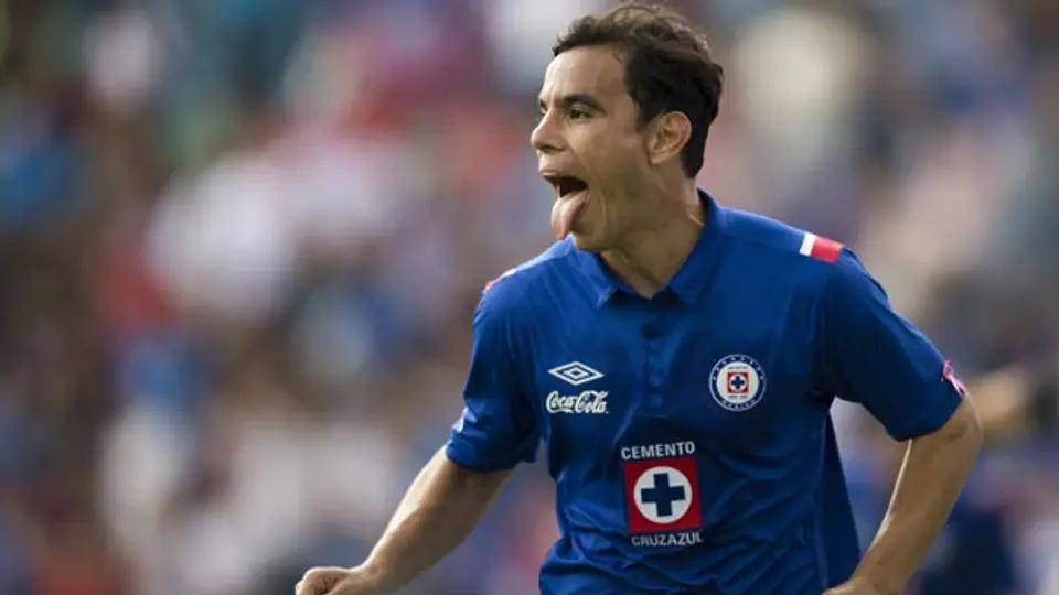 Omar Bravo es nuevo jugador del Atlas