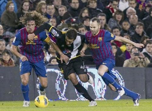 Iniesta, como siempre, tuvo una actuación desequilibrante (FOTO: EFE)