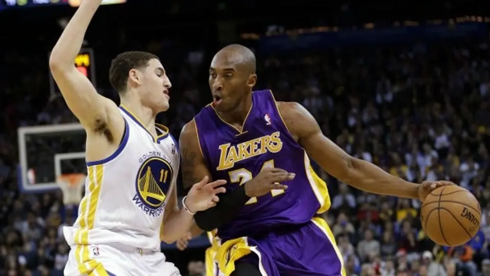 ?Lakers se impone a Warriors en tiempo extra