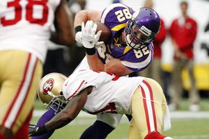 Vikingos sorprenden a 49ers