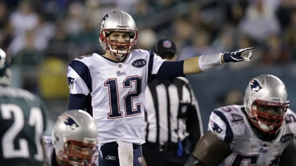 Patriotas, a dominar la AFC