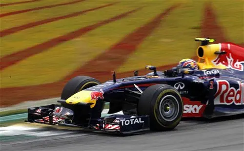 Webber gana en Brasil su primera carrera del año