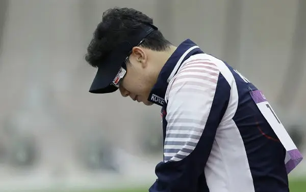 Jongoh Jin se cuelga el Oro en tiro