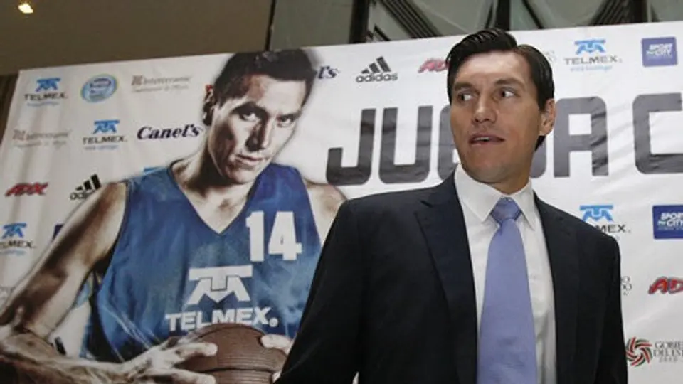 Es oficial, Eduardo Nájera dice adiós
