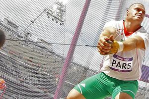 Húngaro Pars, Oro en lanzamiento de martillo