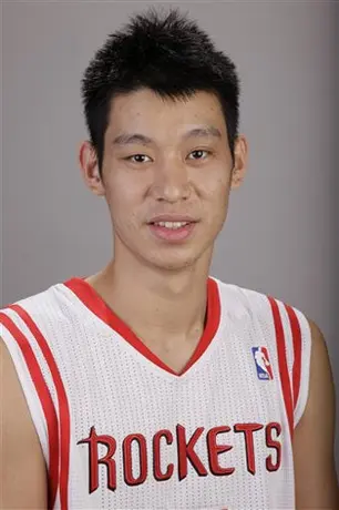Knicks no saben si retener a Lin