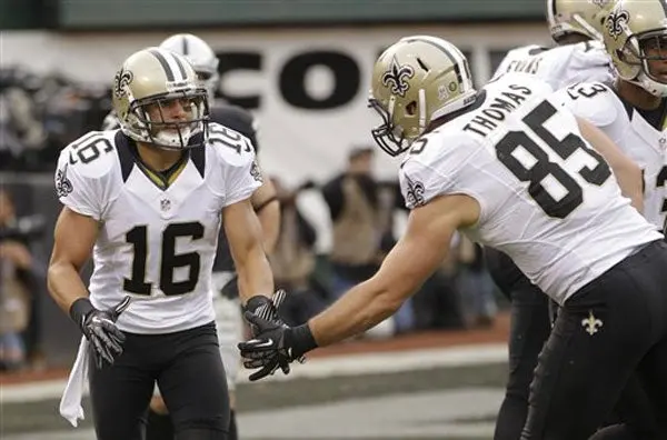 Santos vencen a Raiders y siguen a la alza