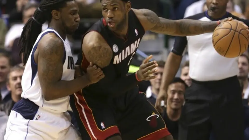 LeBron lidera victoria del Heat sobre Mavericks