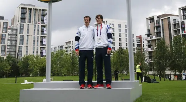 Fuego olímpico visita Wimbledon