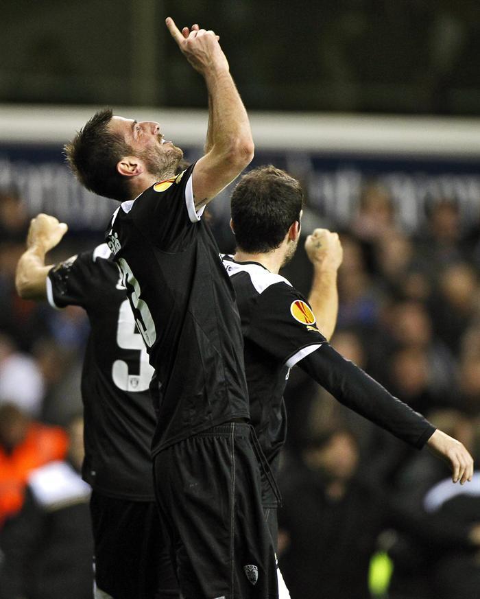 Stelios Malezas celebra tras finalizar el encuentro. FOTO: EFE