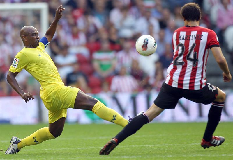 Fue un partido cerrado. FOTO: EFE