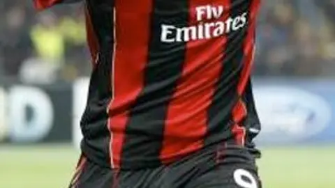 Filippo Inzaghi podría abandonar al Milan en enero