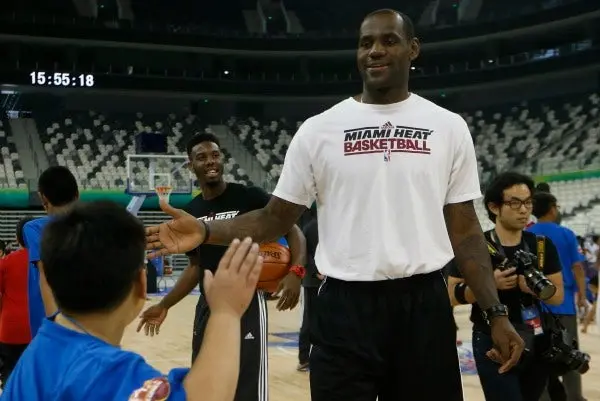 LeBron sólo piensa en el Heat