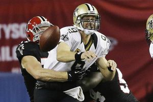 Halcones cortan racha de Brees y los Santos?