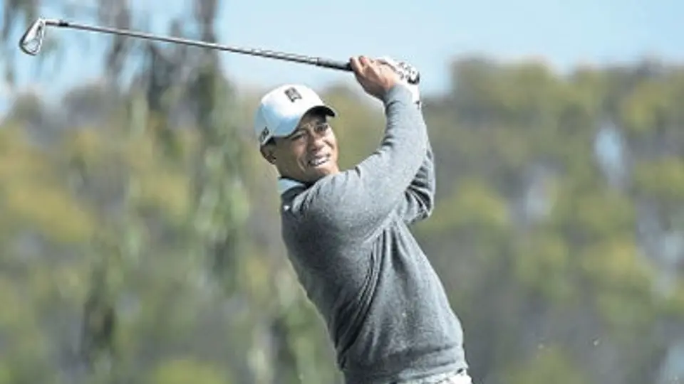 Regresa el 'viejo' Tiger Woods