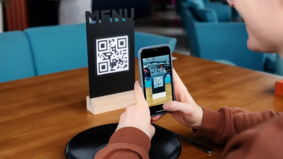 ¡Cuidado con los códigos QR de los restaurantes! Alertan por nueva estafa en México