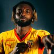 Saint Maximin con el uniforme del Lens | X: @RCLens