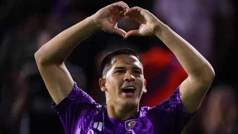 César Araújo llega a Monterrey para firmar con Tigres: "Estoy muy feliz e ilusionado"