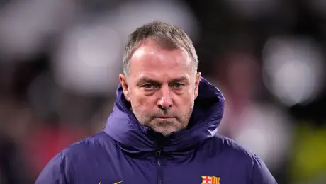 “Pequeños detalles nos eliminaron, merecíamos pasar”: Flick tras caída del Barcelona