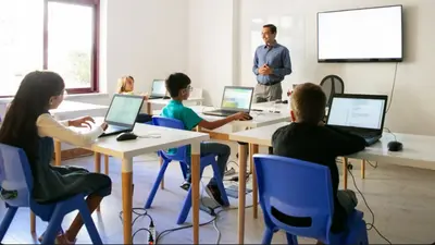 ¿Cuántos puentes escolares hay en marzo 2026? Estas son las fechas clave para planear una salida