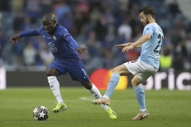 N´Golo Kante con Chelsea en la Premier League I AP