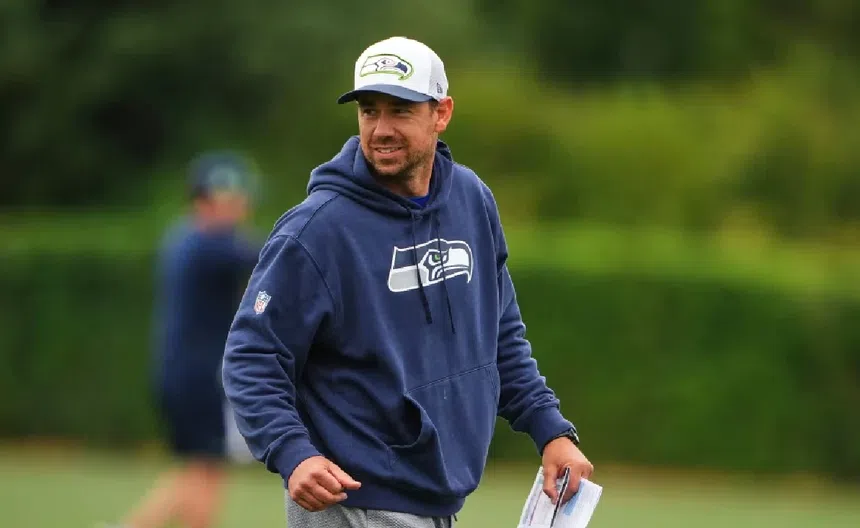 Klint Kubiak es candidato para llegar a los Raiders | AP