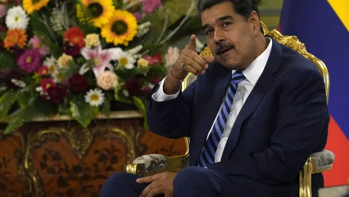 La solicitud de aplazamiento busca resolver cuestiones logísticas y concluir el intercambio de pruebas./ AP