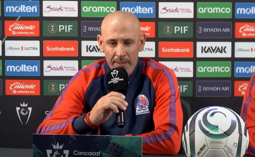 Eduardo Espinel, director técnico de Olimpia, en conferencia de prensa | CAPTURA DE PANTALLA