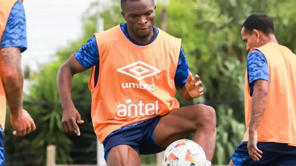 Ebere es del interés de la directiva de Cruz Azul | IG: @c_ebere11