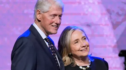 Hillary Clinton y Bill Clinton comparecerán ante el Congreso de Estados Unidos como parte de la investigación relacionada con Jeffrey Epstein./ AP
