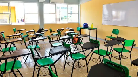 La suspensión de clases en primarias y secundarias es debido a un brote de sarampión/SEP