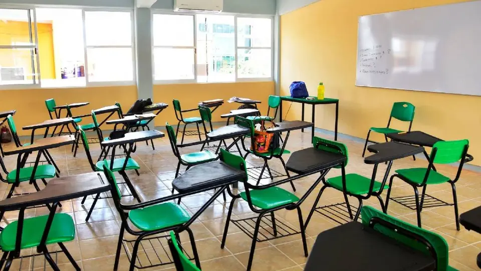 La suspensión de clases en primarias y secundarias es debido a un brote de sarampión/SEP