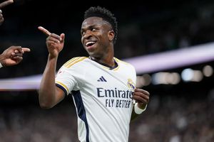 Flamengo bromea con fichar gratis a Vinícius Júnior tras el regreso de Lucas Paquetá