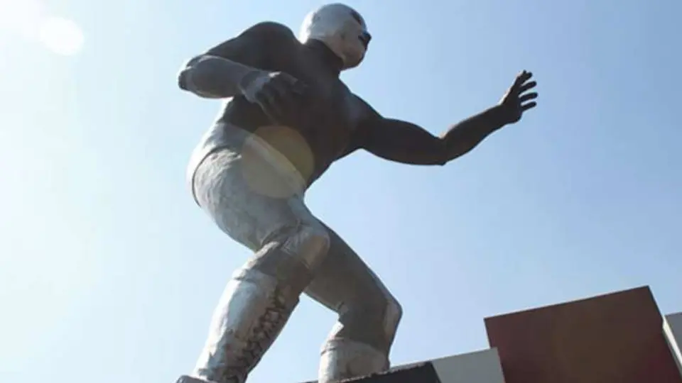 Estatua de El Santo en Tepito | Facebook: Ring the Damn Bell