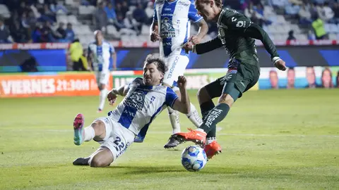 Alan Mozo con Pachuca ante León l IMAGO7